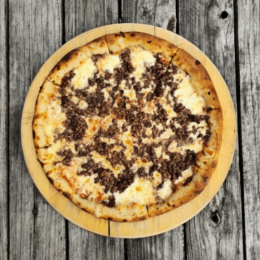 Pizza Boloñesa